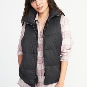 Old Navy Black Puffer Vest